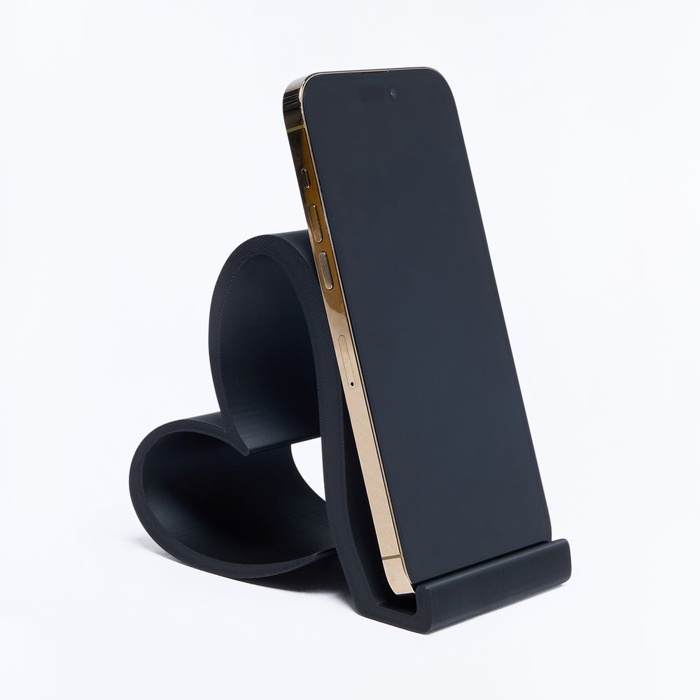 A Heart To Hold Phone Stand