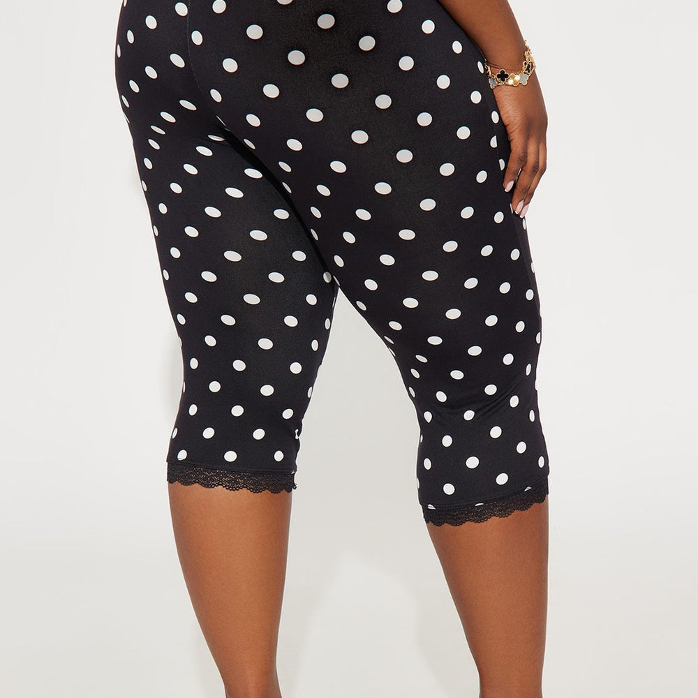 Alice Lace Trim Capri Legging
