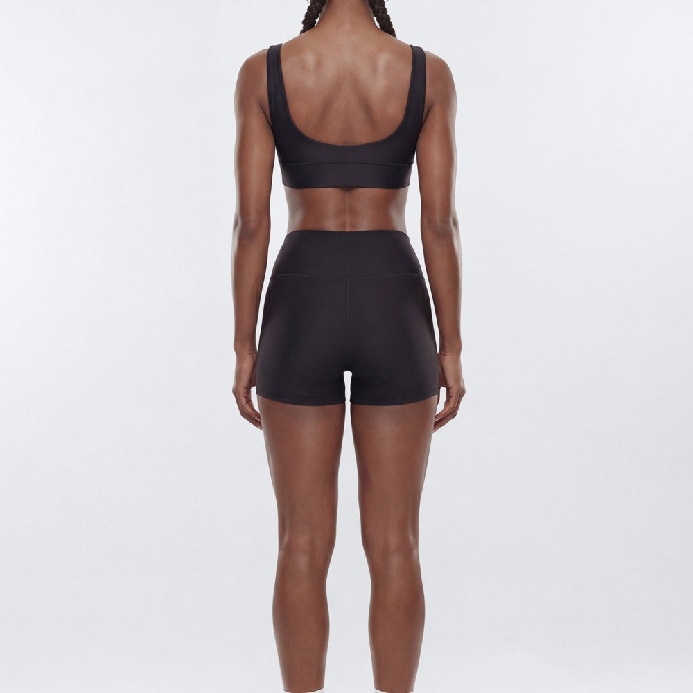 AirSculptâ¢ V Neck Sports Bra
