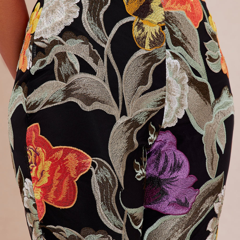 Adaila Floral Embroidered Pant