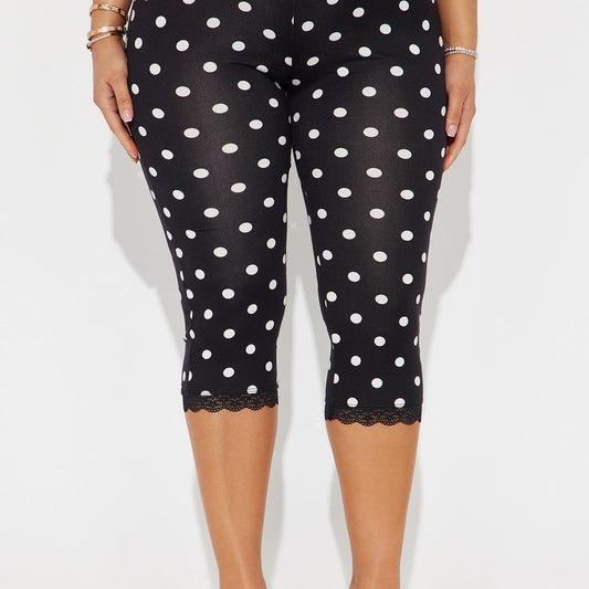 Alice Lace Trim Capri Legging
