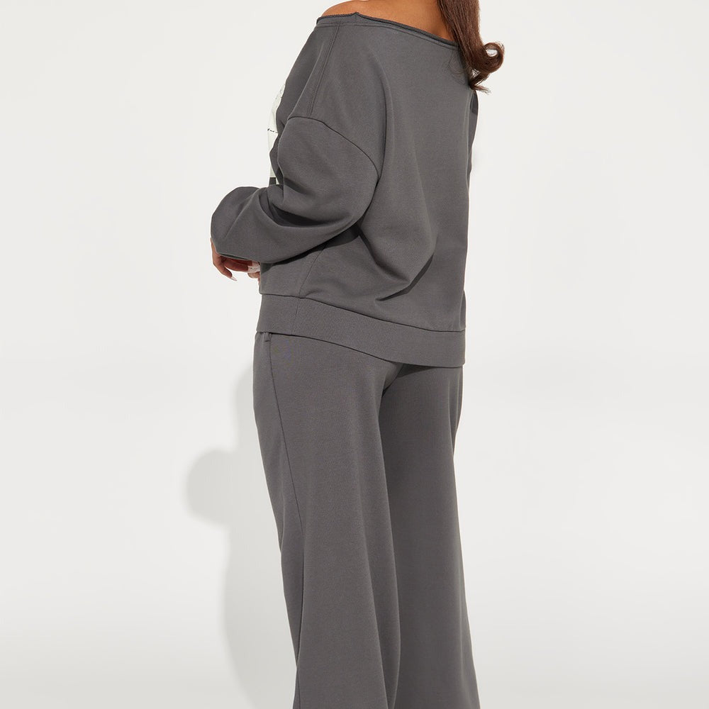 23 Off Shoulder Sweatsuit Set