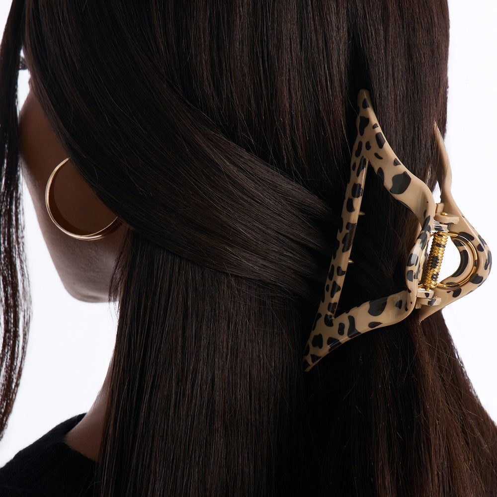 A Girl With Claws 5 Piece Claw Clip Set