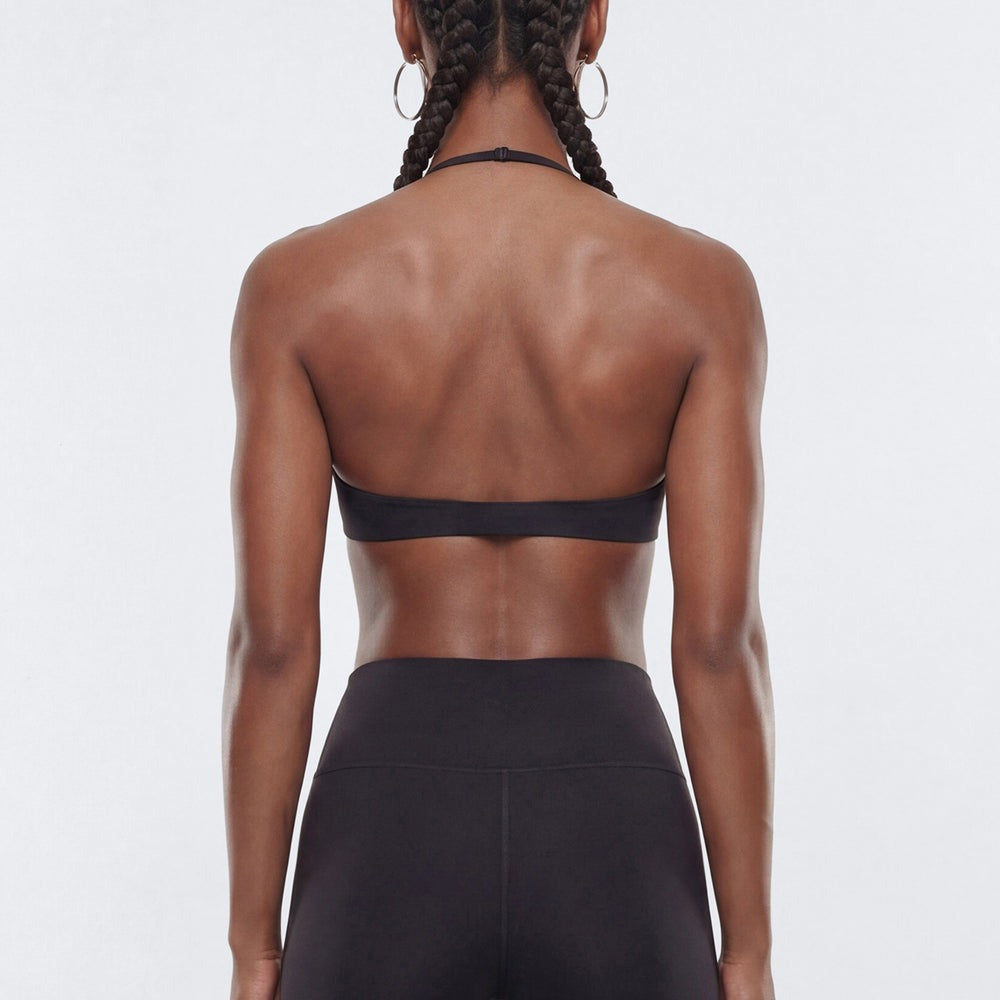 AirSculptâ¢ Scoop Halter Sports Bra