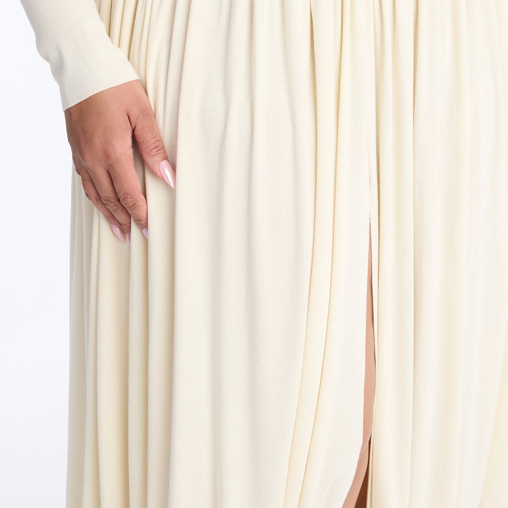 Alayna Long Sleeve Sweater Maxi Dress