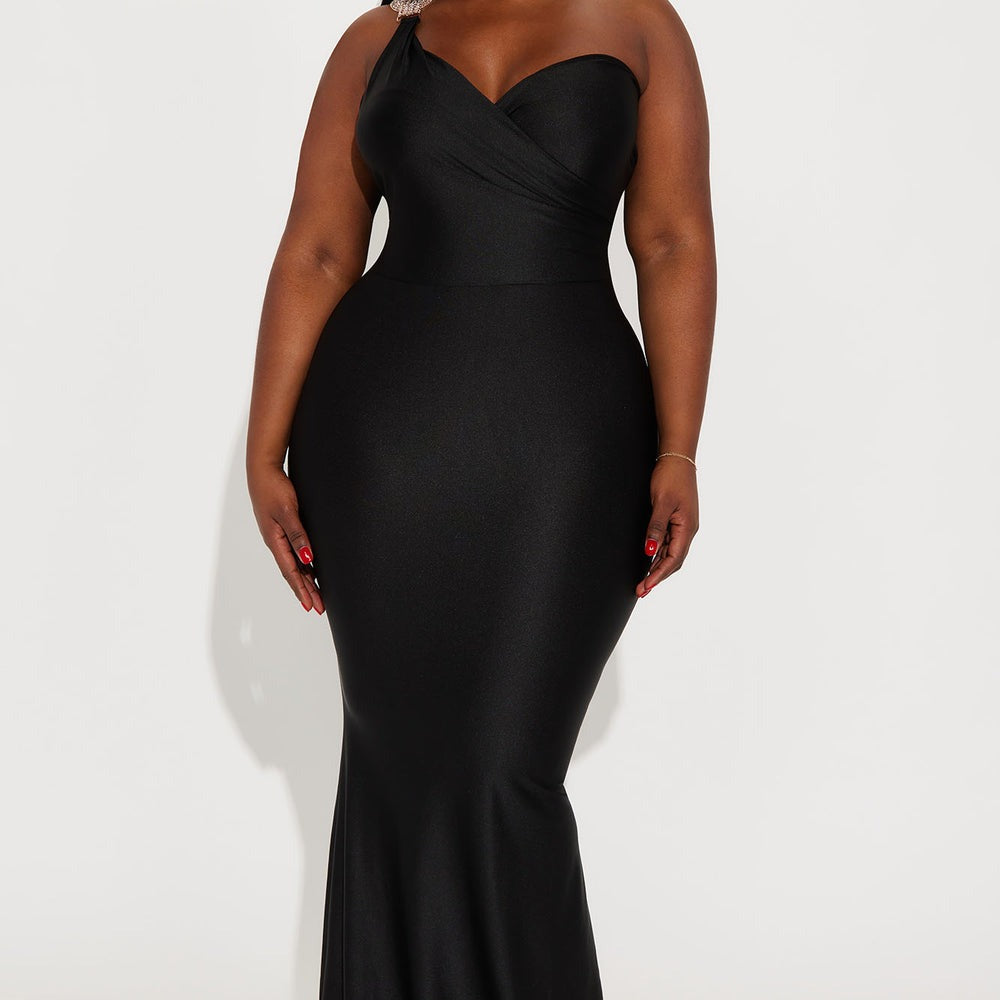 Alexis One Shoulder Gown