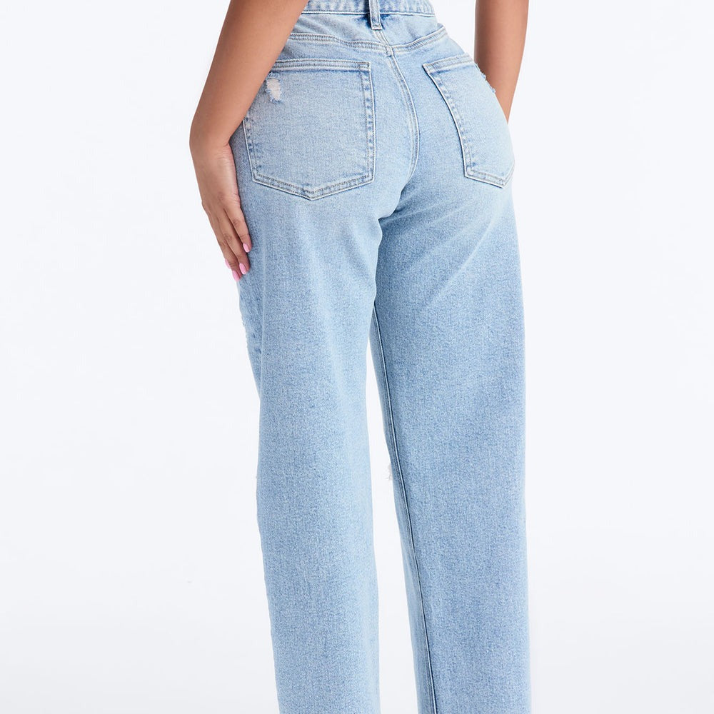 90s Classic Mid Rise Ripped Stretch Straight Leg Jeans