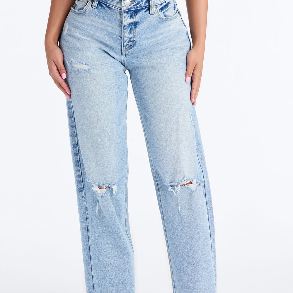 90s Classic Mid Rise Ripped Stretch Straight Leg Jeans