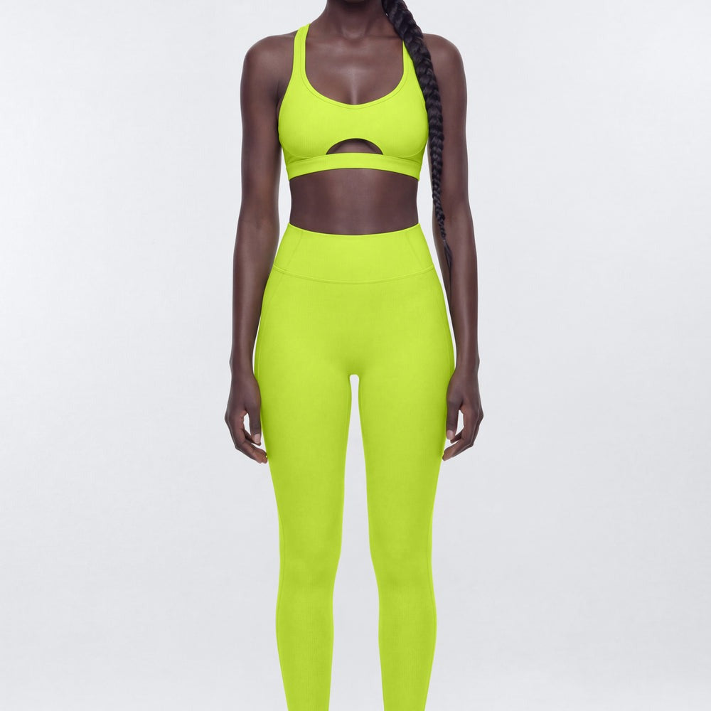 AirSculptâ¢ Cut Out Front X Back Sports Bra