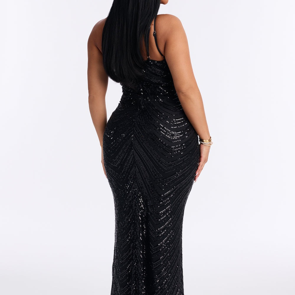 Alayna Sleeveless Sequin Gown