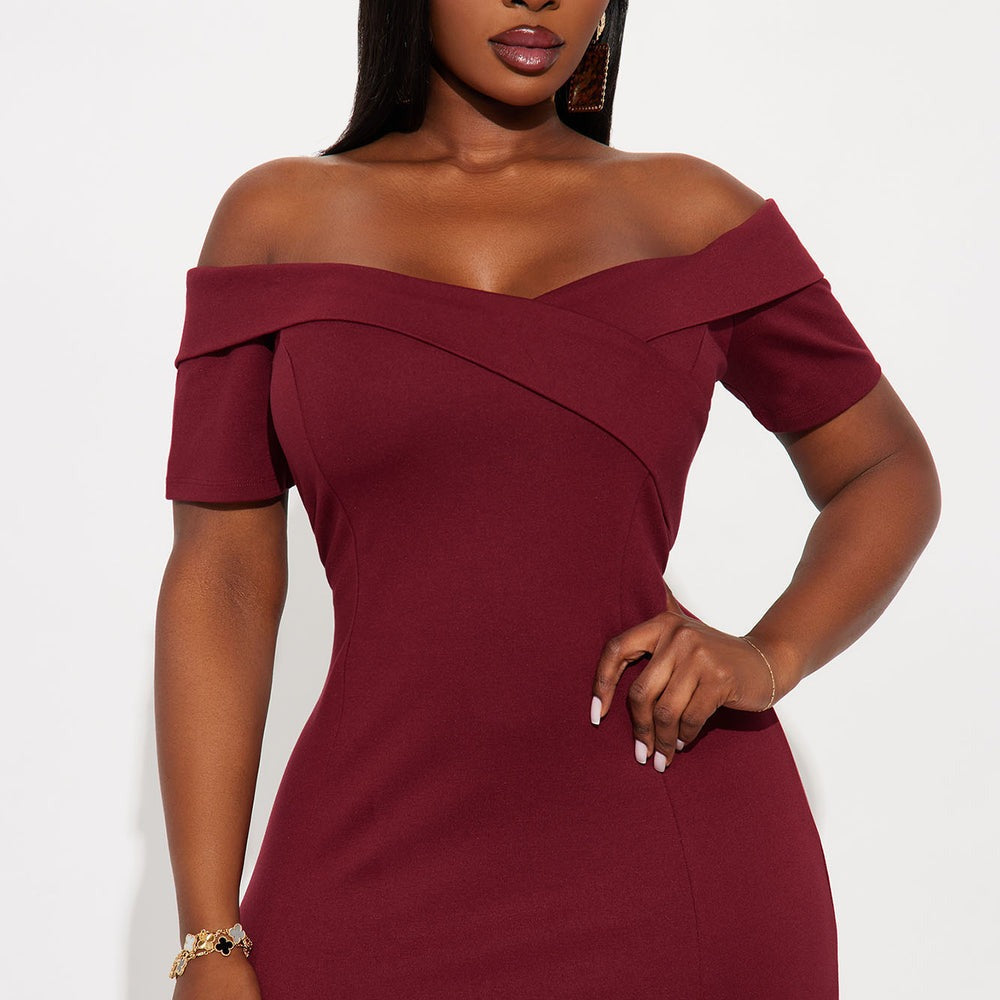 Addison Short Sleeve Ponte Midi Dress