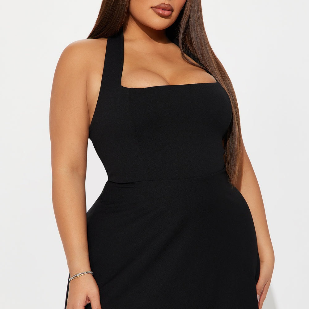 Alena Halter Midi Dress