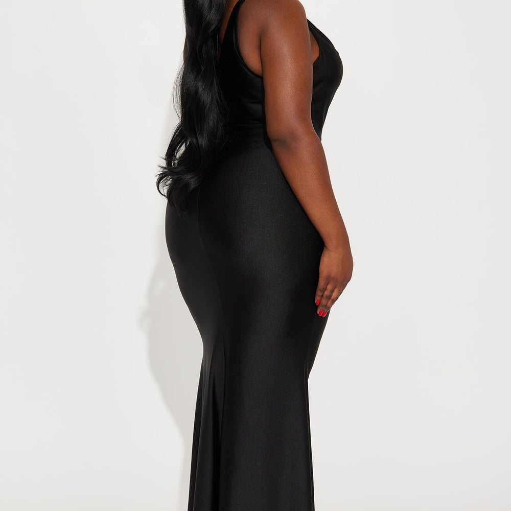 Alexis One Shoulder Gown