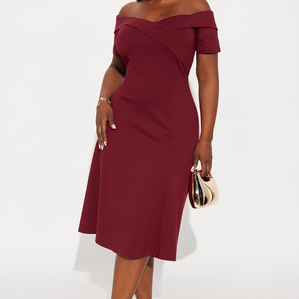 Addison Short Sleeve Ponte Midi Dress