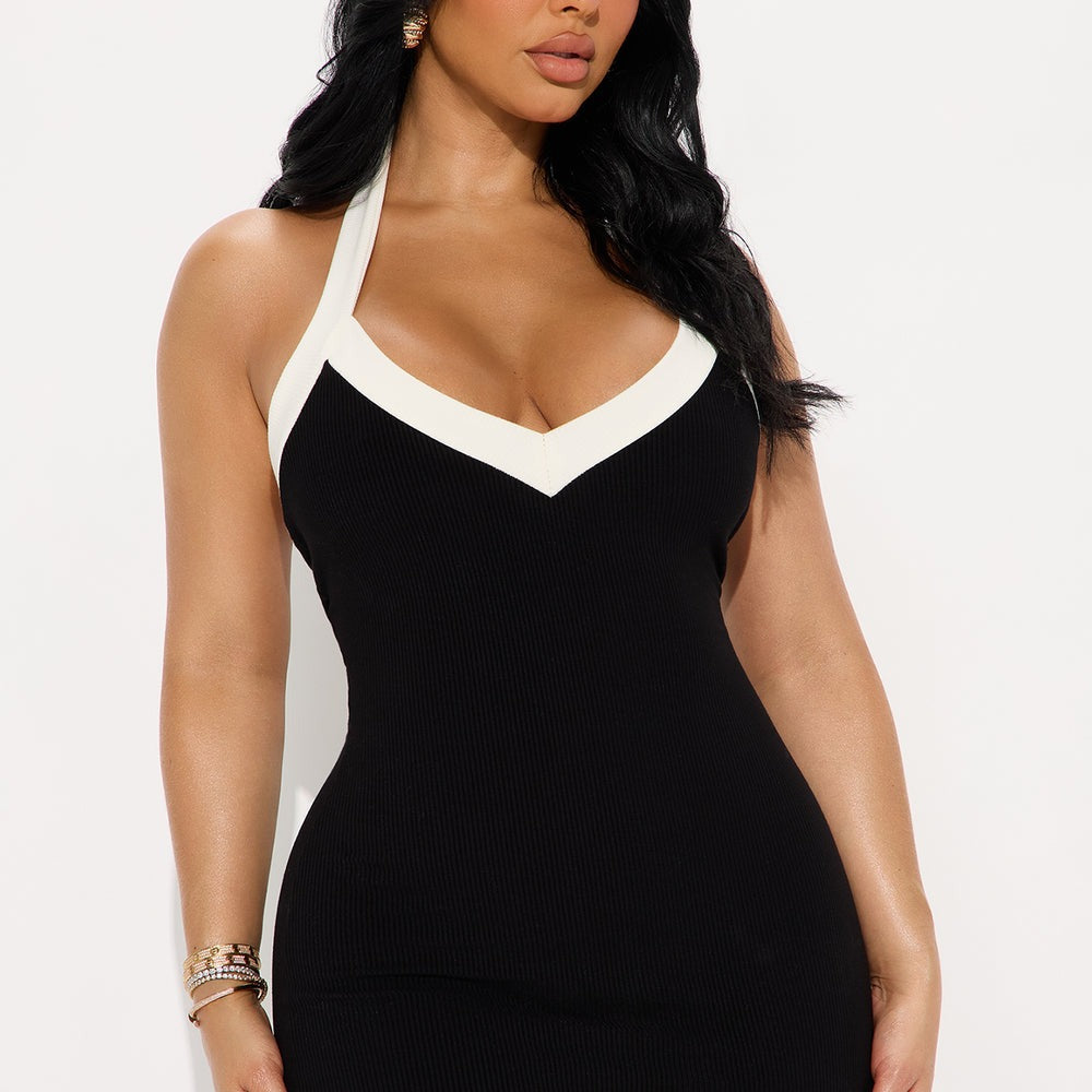 Aisha Snatched Midi Dress