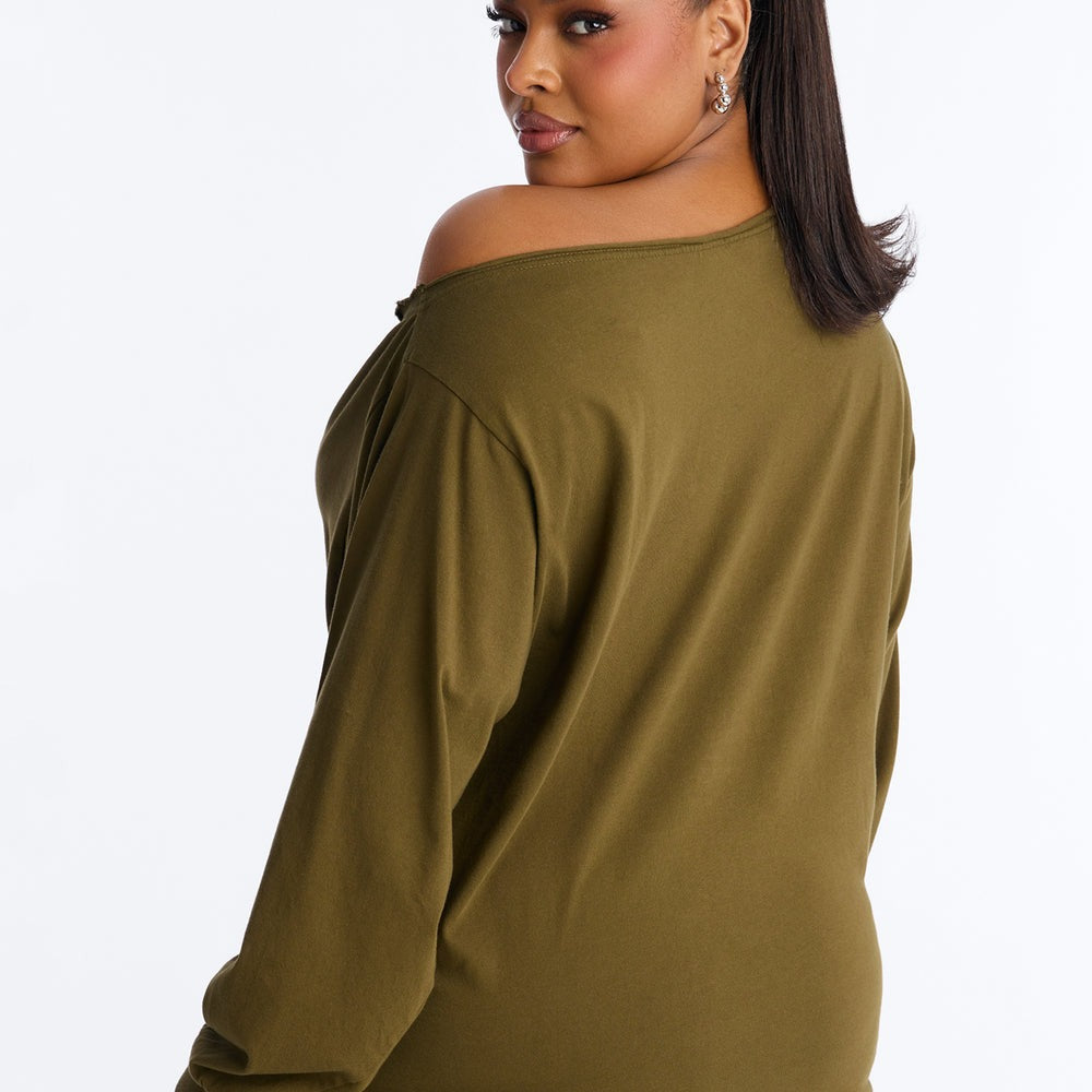 78 Stars Off Shoulder Short Set