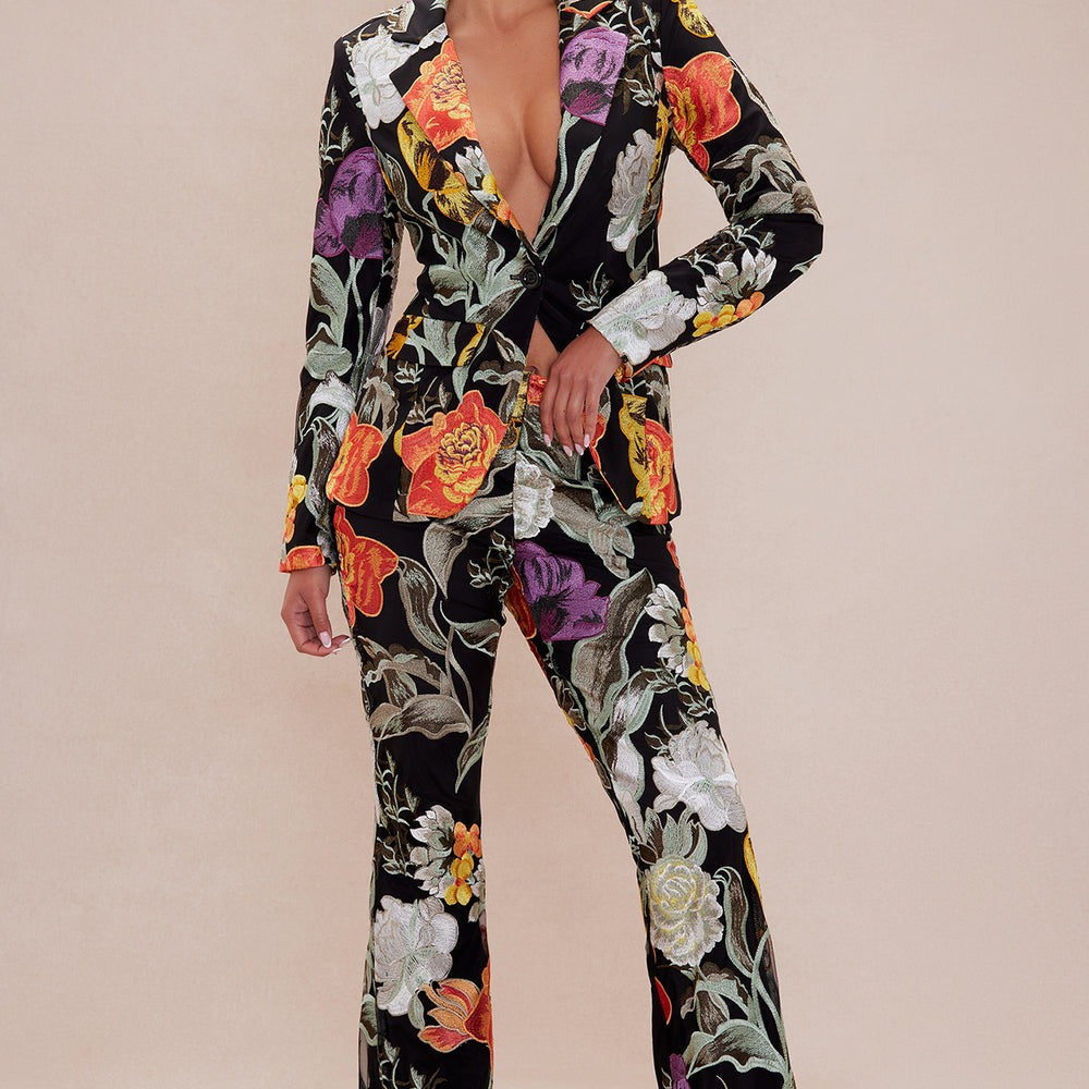 Adaila Floral Embroidered Pant