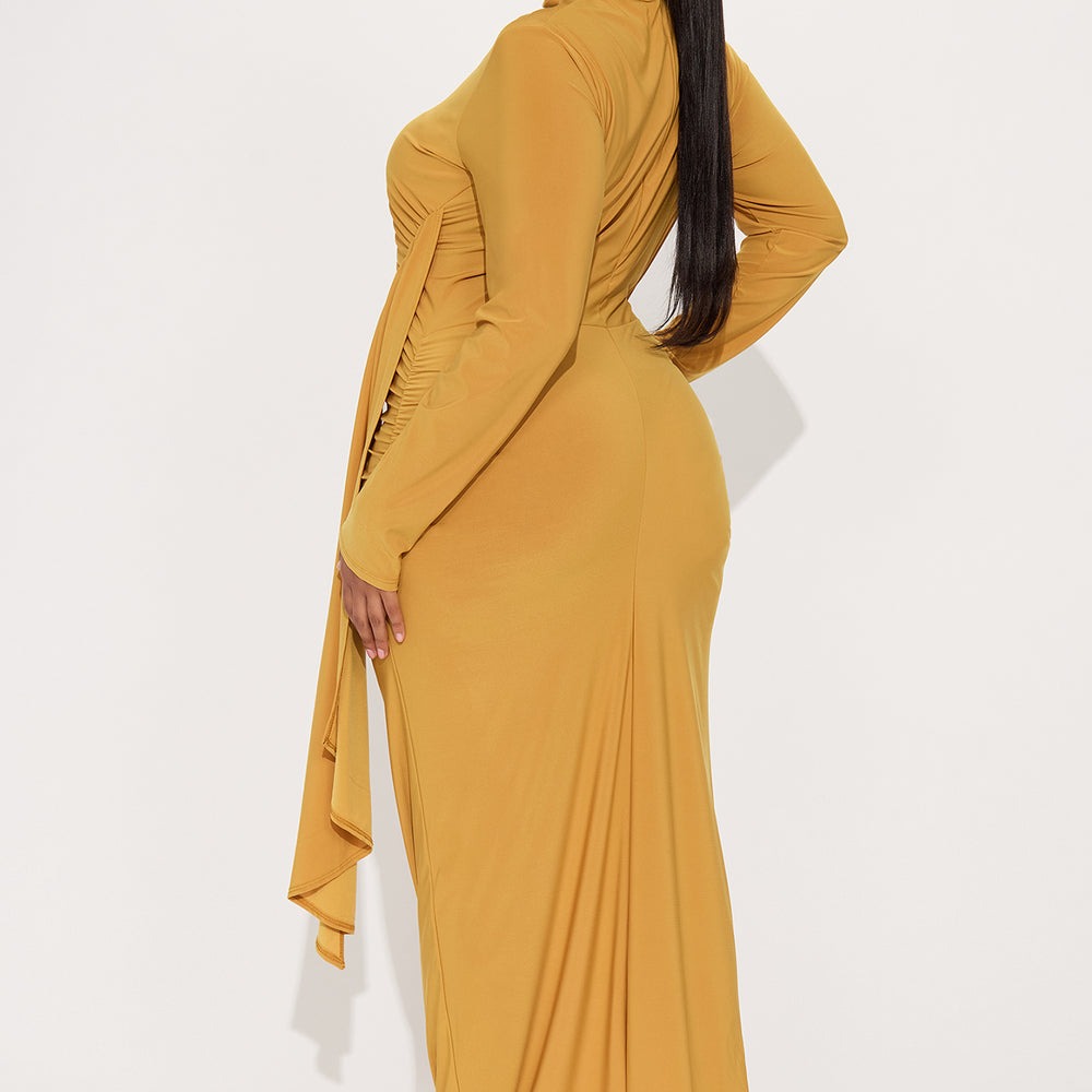 Ackens Snatched Maxi Dress