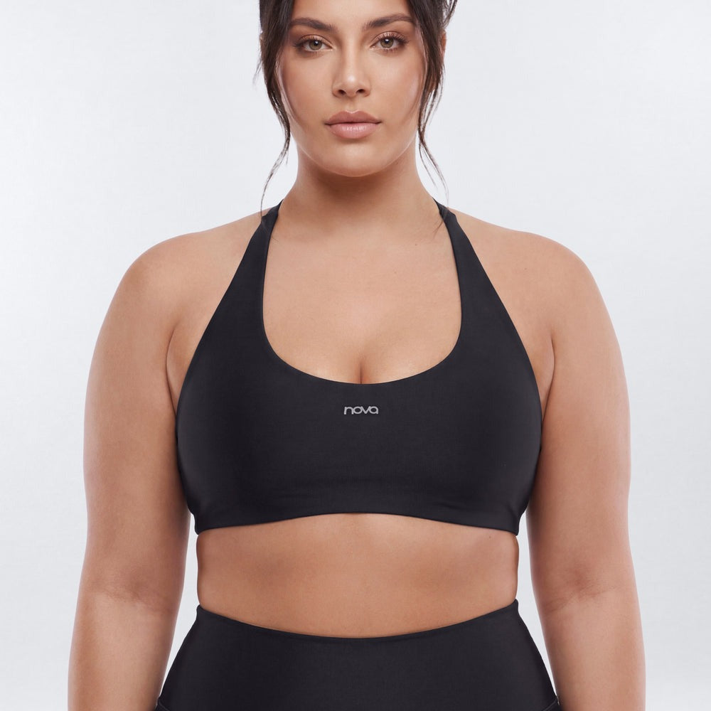 AirSculptâ¢ Scoop Halter Sports Bra