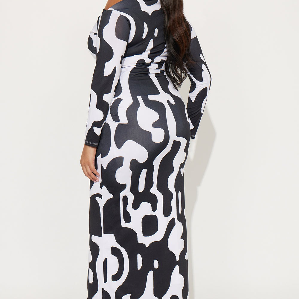 Abstract Allure Off Shoulder Maxi Dress
